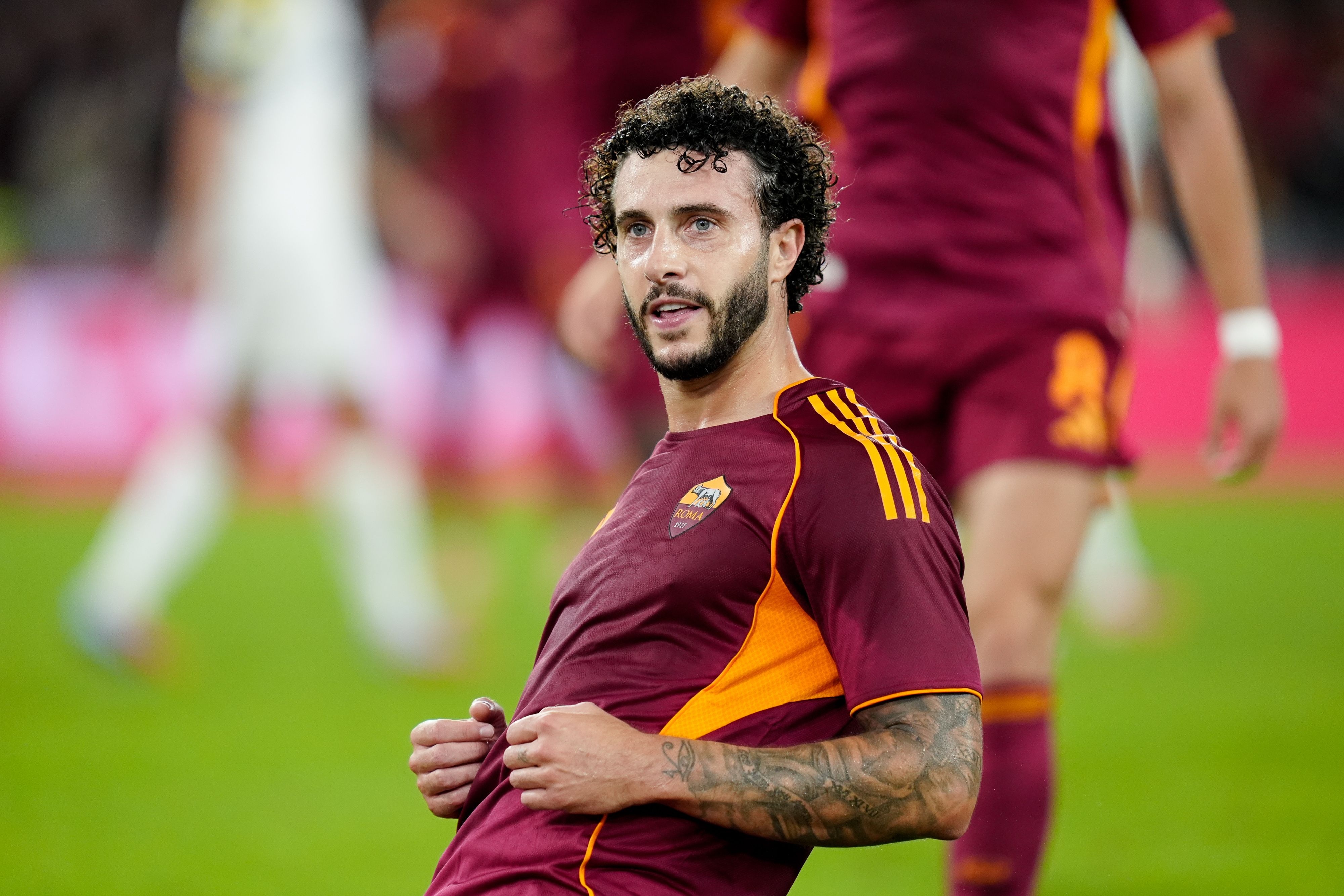 开云体育下载入口-记者:埃尔莫索本周一参加罗马全队合练,苏莱开始回训练场训练